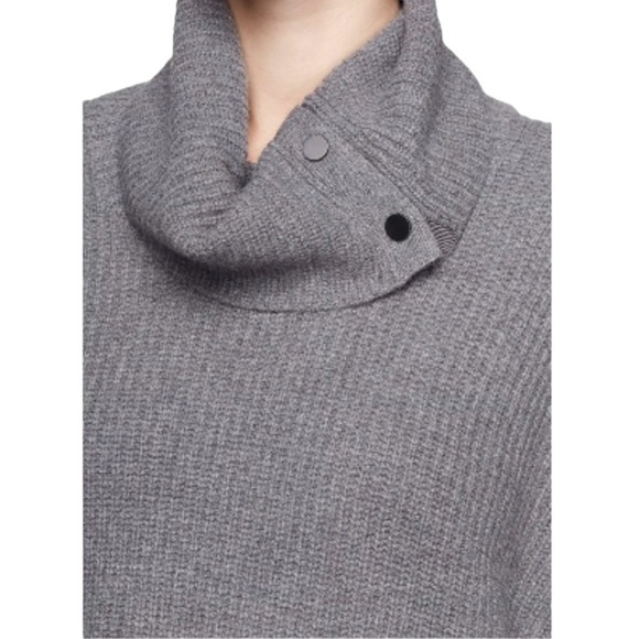 Vince Wool and Yak Turtleneck Sweater with Pockets in Grey Women’s Size Small - Picture 3 of 13